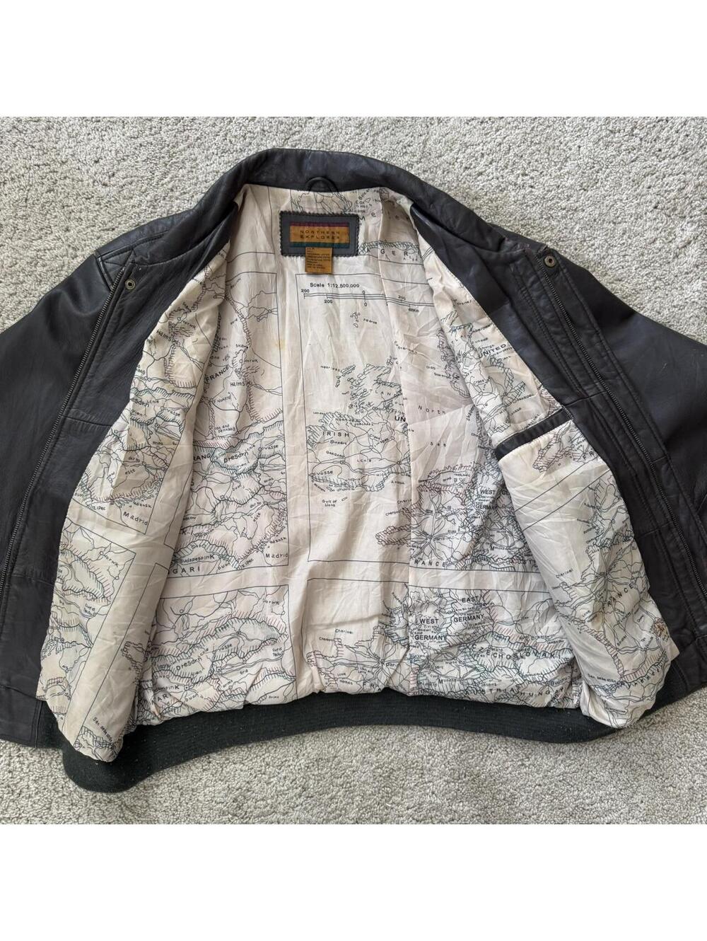 Vintage 80s Map Interior Leather Jacket - Picture 4 of 7